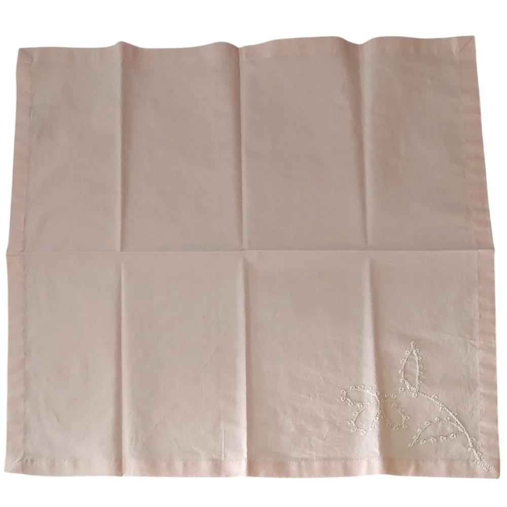 Villeroy and‎ Boch Embroidered Napkins Cotton Light Pink Peach Set of Four